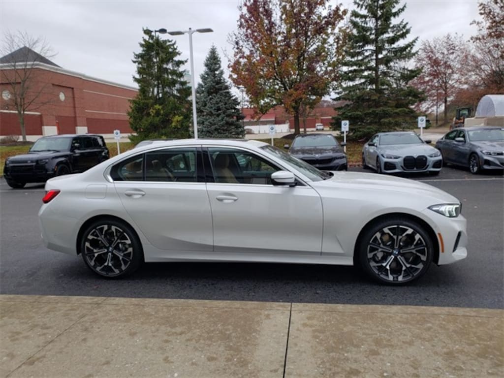 New 2026 BMW 330i xDrive NA Sedan