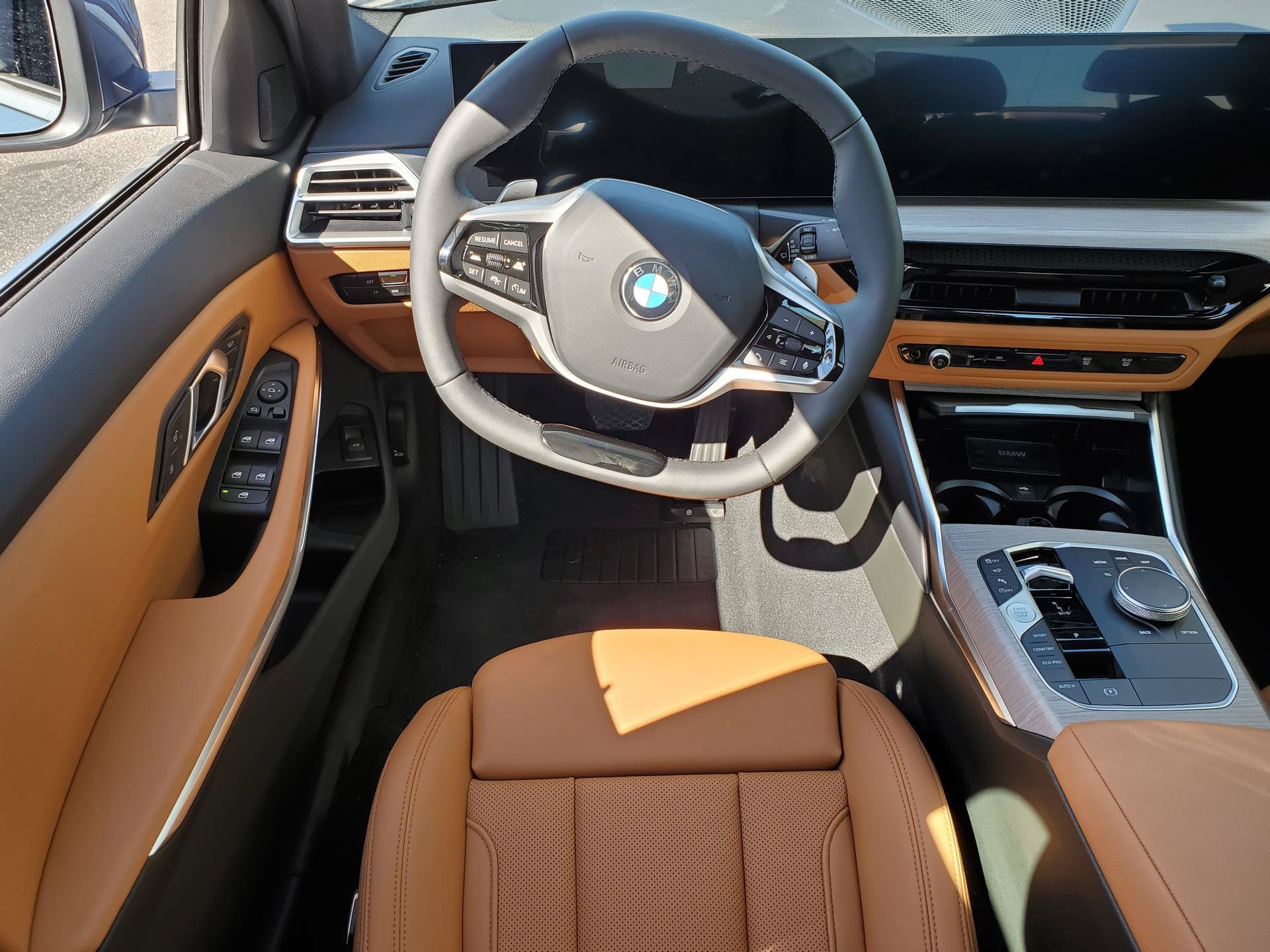 2026 BMW 3 Series 330i - Photo 18