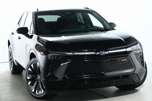 Used 2024 Chevrolet Blazer EV RS with VIN 3GNKDCRJ6RS262130 for sale in Solon, OH