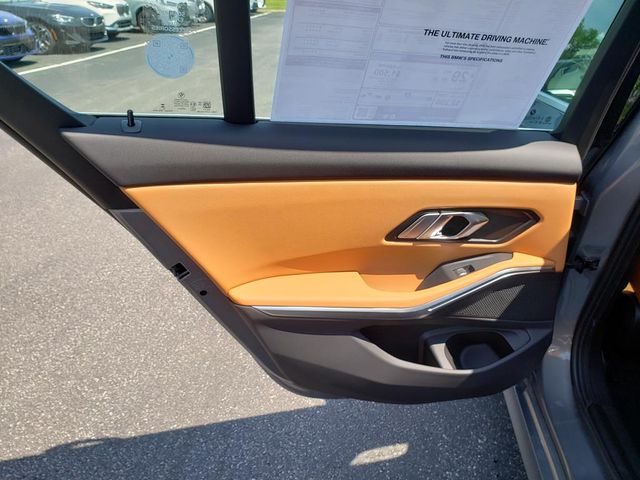 2025 BMW 3 Series 330i - Photo 12