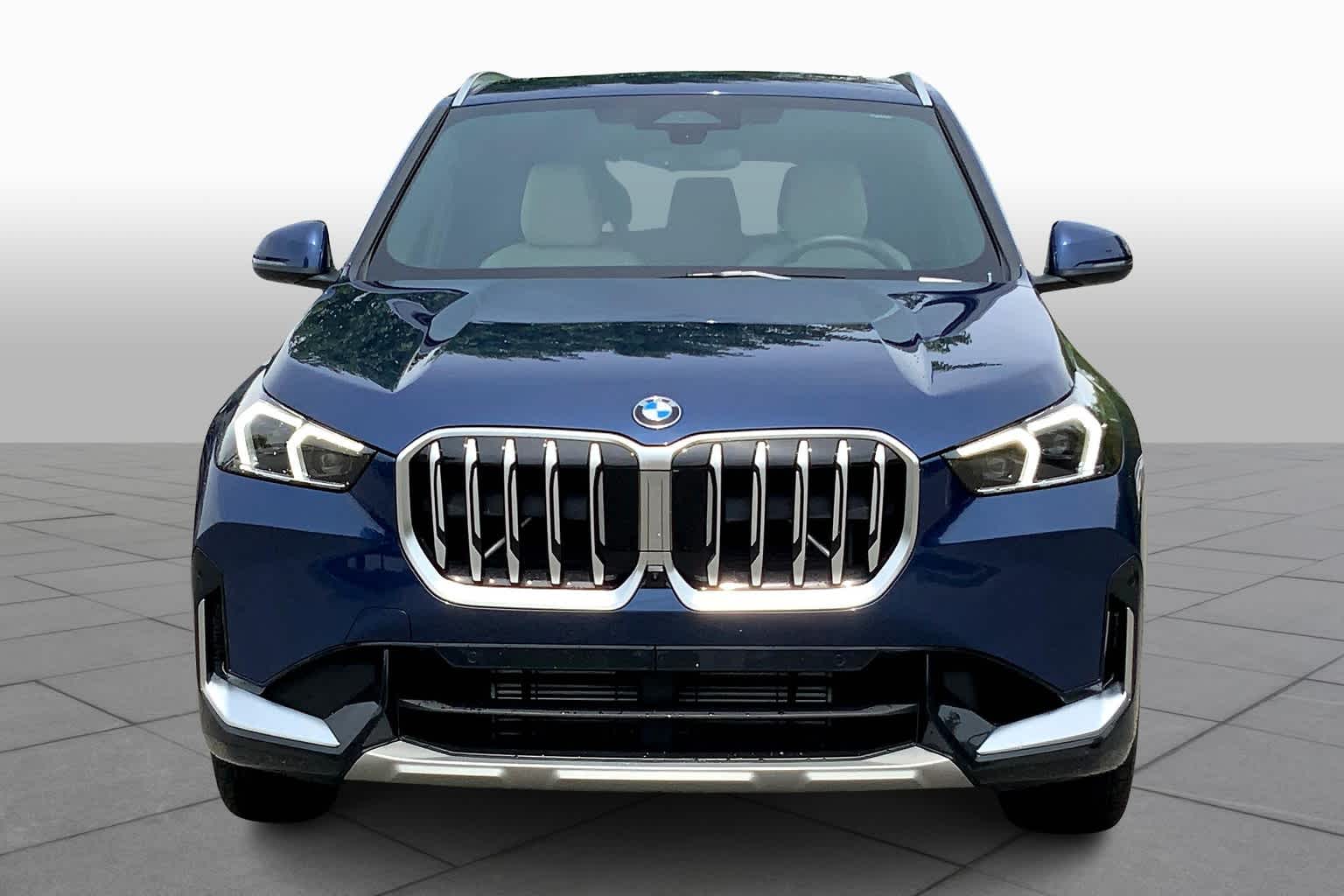 2025 Bmw X1 XDrive28i photo 2