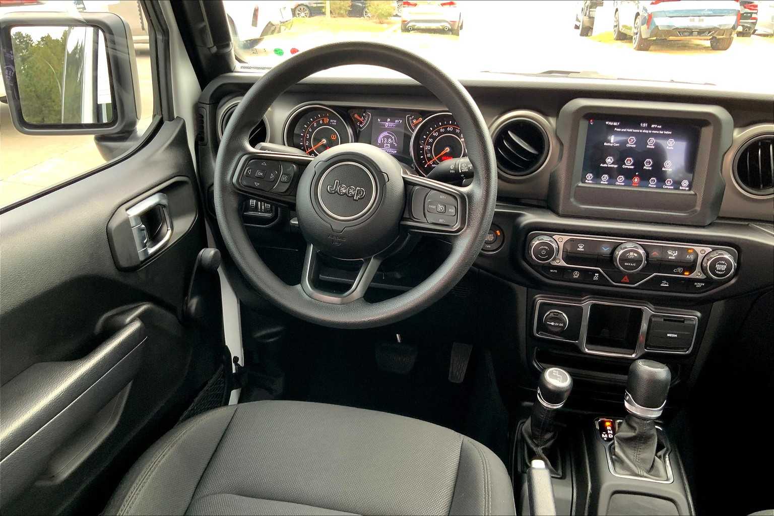 2022 Jeep Wrangler Sport photo 4