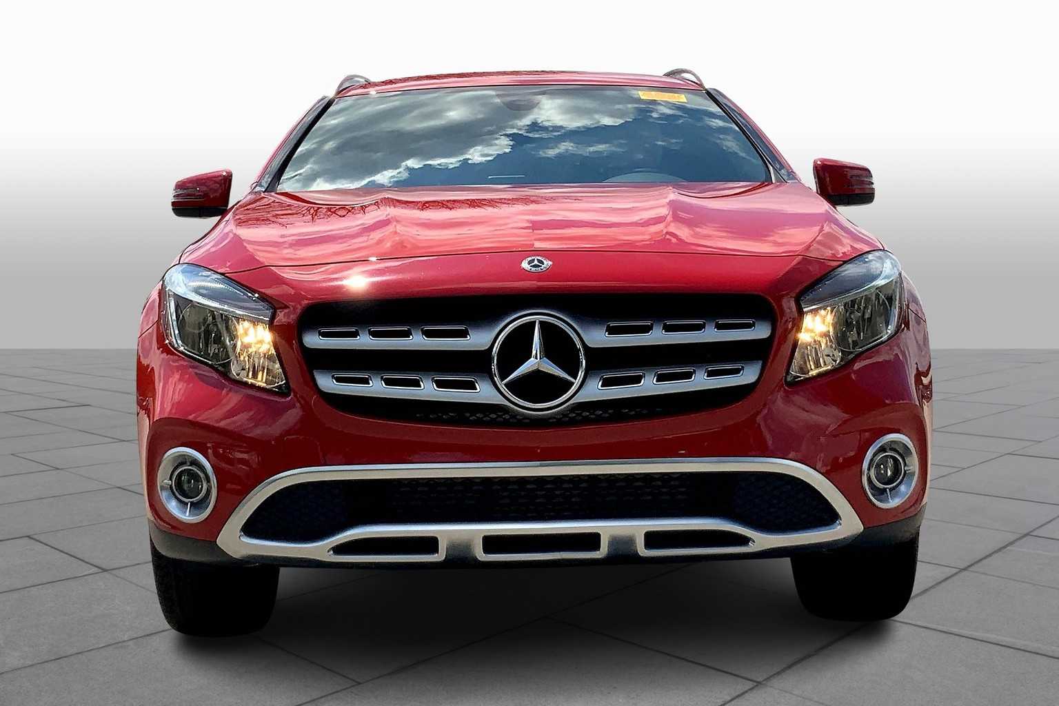 2019 Mercedes Benz GLA 250 photo 2