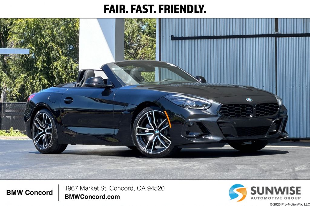 2026 BMW Z4 sDrive30i's photo
