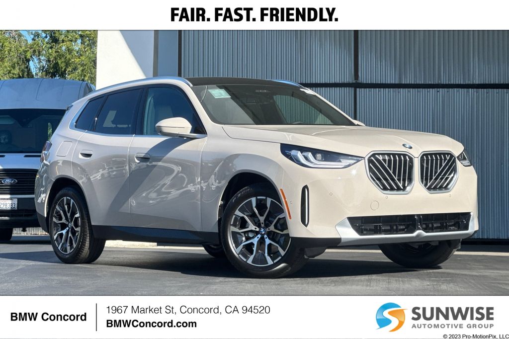 2026 BMW X3 30 XDRIVE's photo