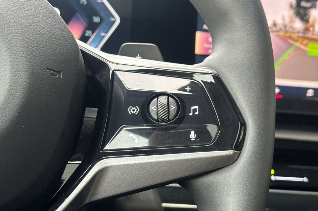 2025 BMW 5 Series 530i - Photo 29