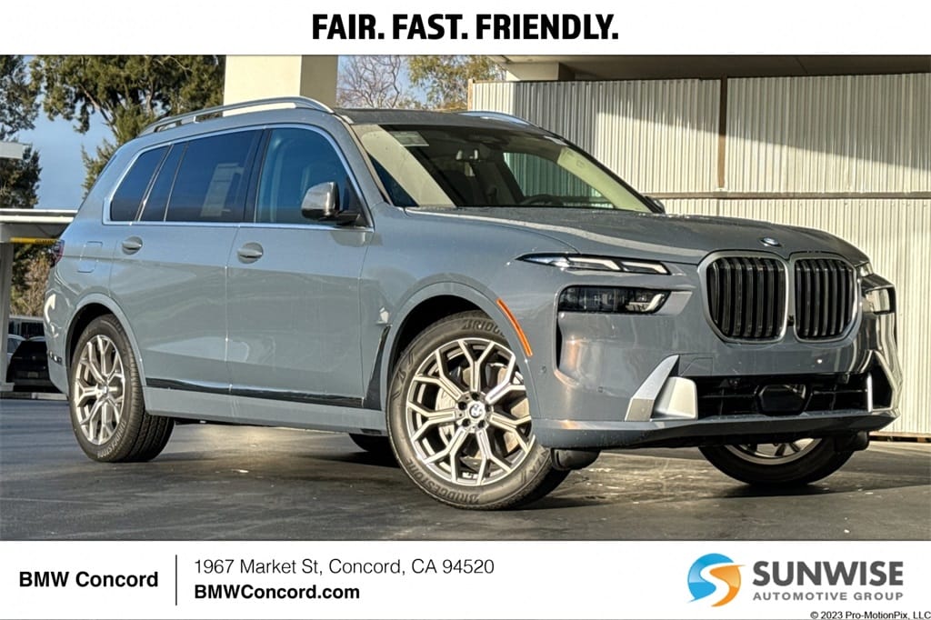 2026 BMW X7 40i's photo