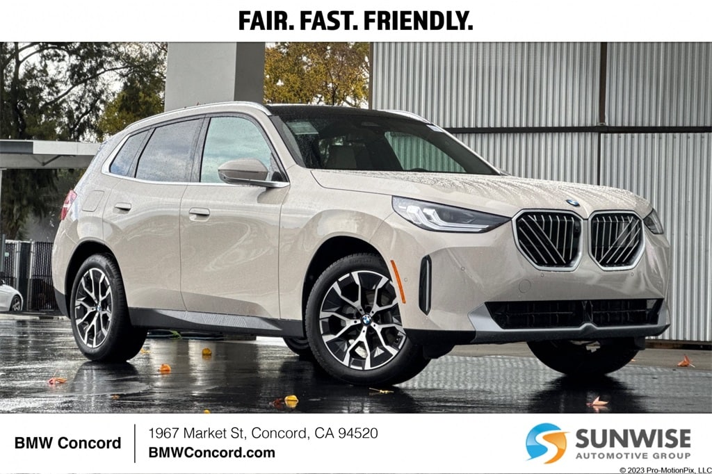 2026 BMW X3 30's photo