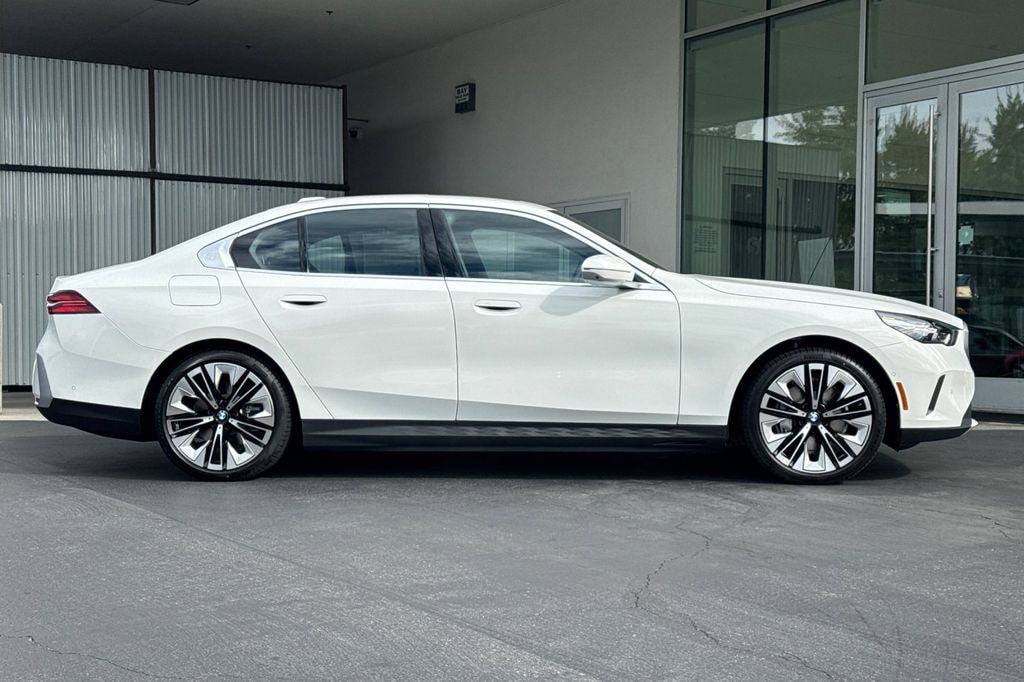 New 2027 BMW i5 eDrive40 Sedan