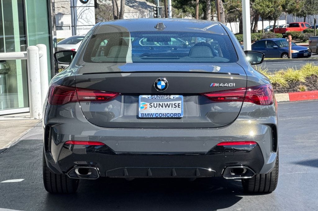 2026 BMW 4 Series M440i - Photo 6