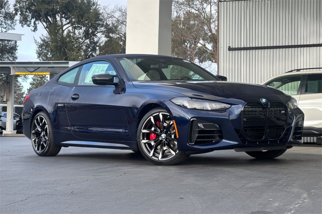 New 2026 BMW M440i Coupe