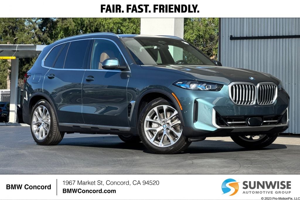 2026 BMW X5 xDrive50e's photo