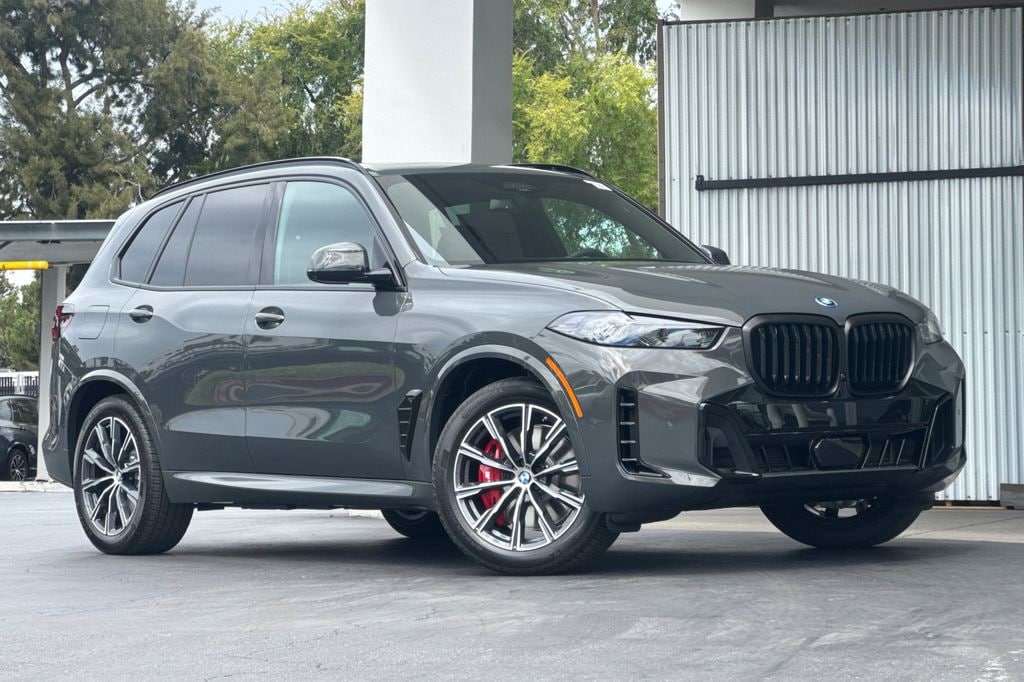 New 2026 BMW X5 PHEV xDrive50e SUV