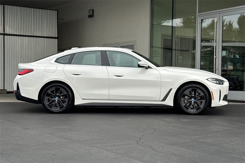 2024 Bmw i4 eDrive35 photo 3