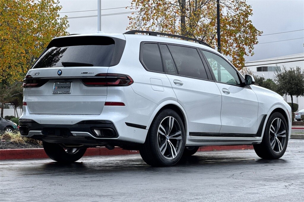 2025 Bmw X7 xDrive40i photo 3
