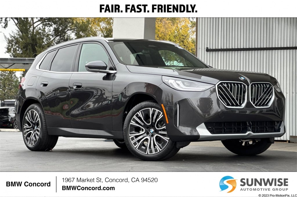 2026 BMW X3 30's photo