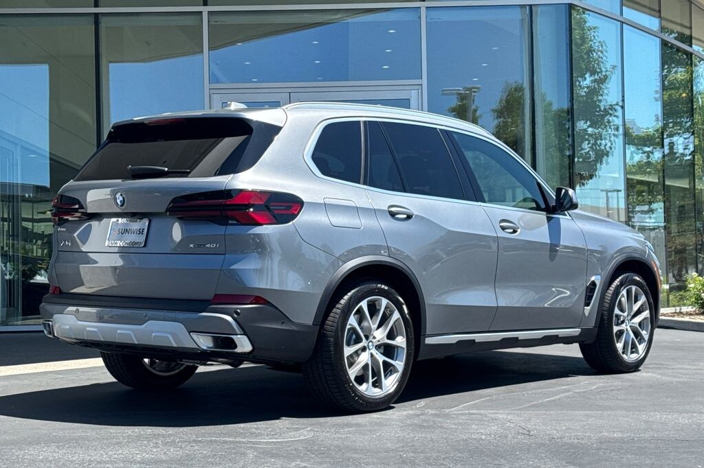 New 2026 BMW X5 xDrive40i SUV