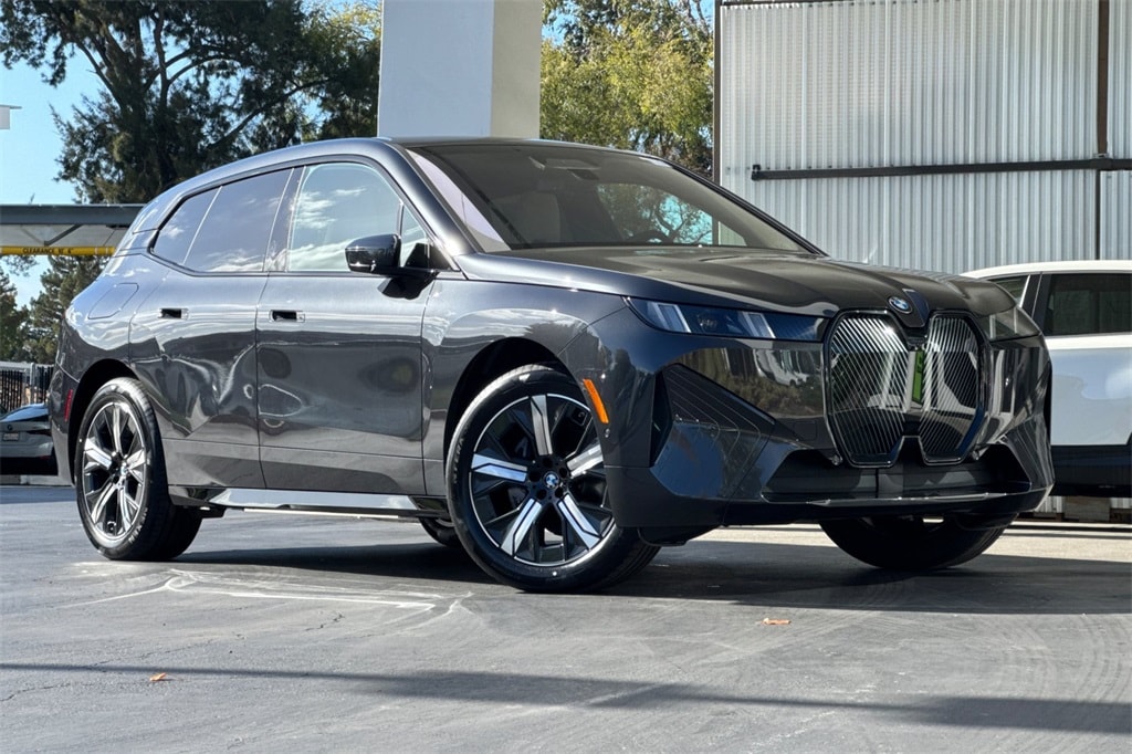 New 2026 BMW iX xDrive45 SUV