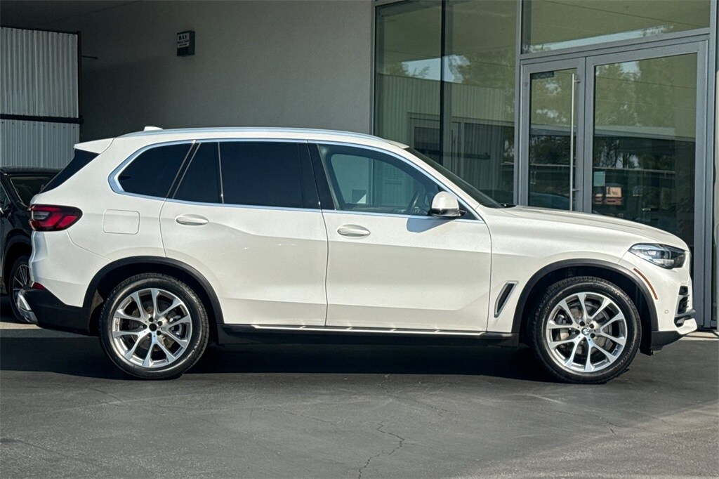 2023 Bmw X5 xDrive40i photo 2