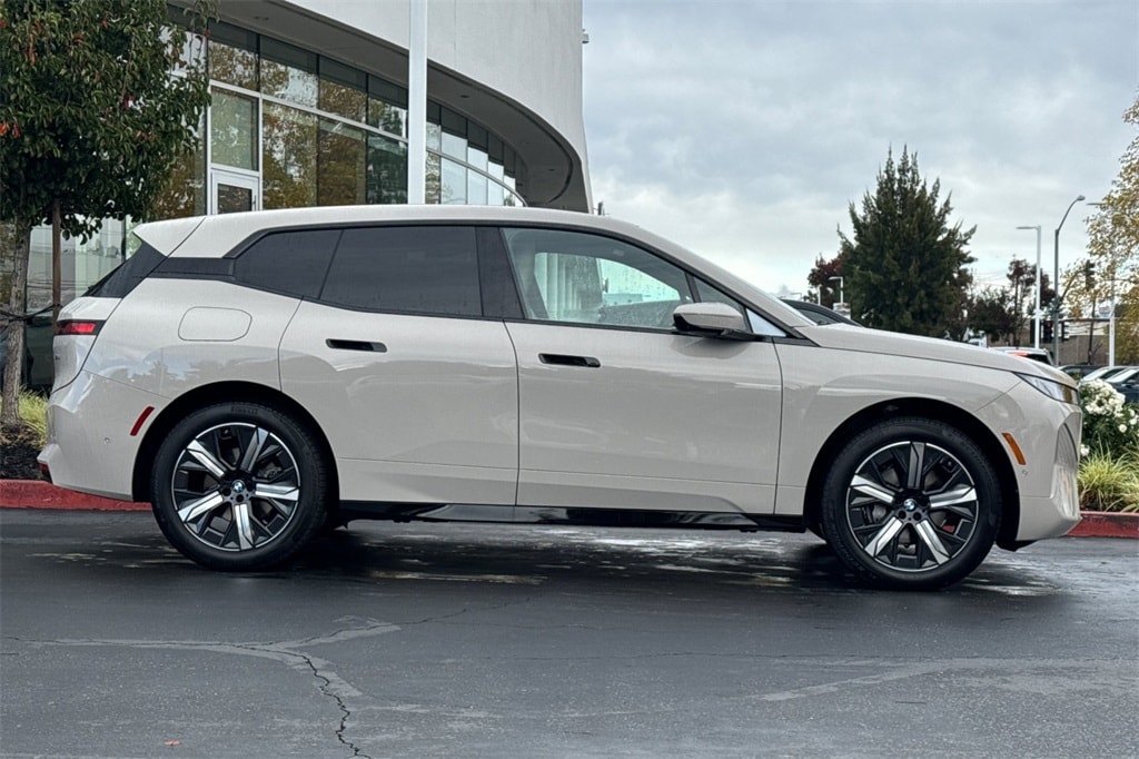 New 2026 BMW iX xDrive45 SUV