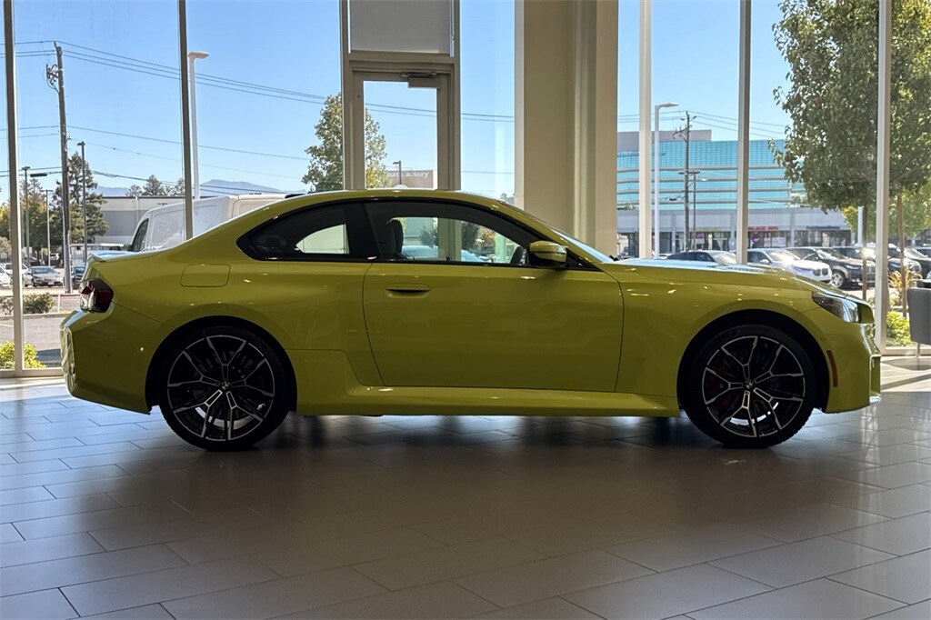 2025 Bmw M2 Coupe photo 4