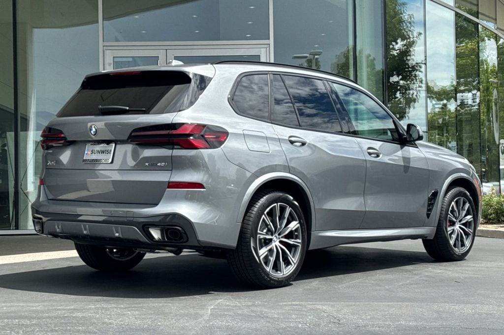 New 2026 BMW X5 xDrive40i SUV