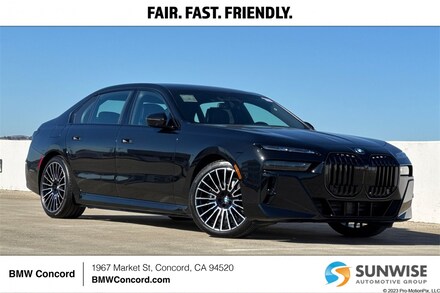 2026 BMW 750e xDrive Sedan