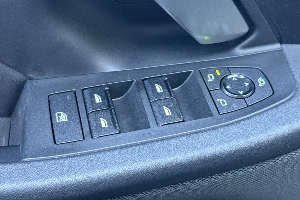 2024 BMW i5 40 - Photo 12