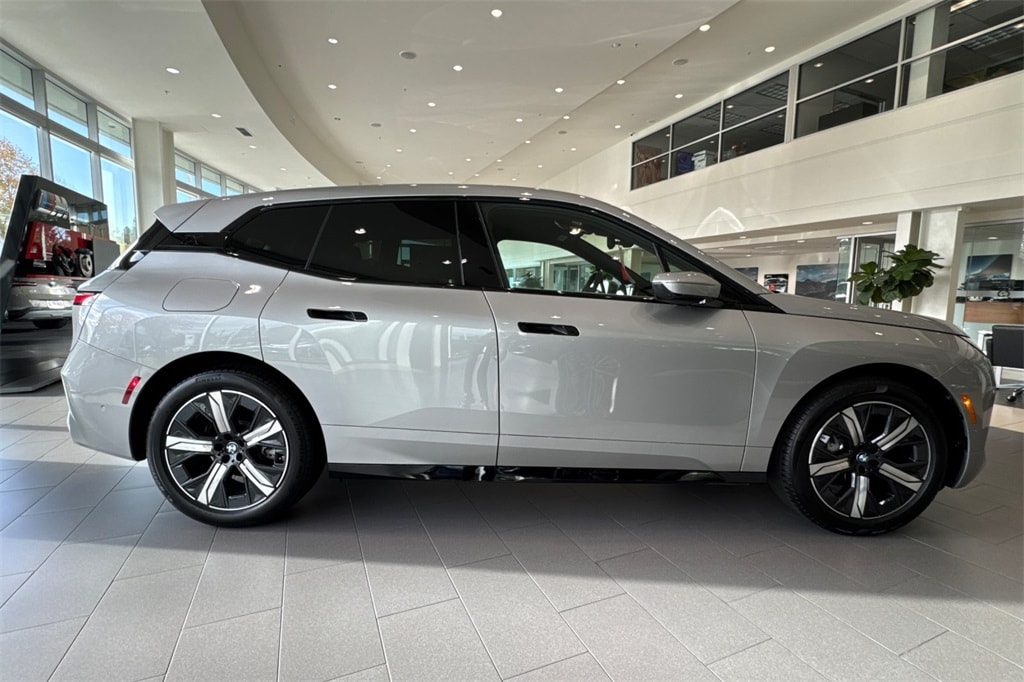 New 2026 BMW iX xDrive45 SUV