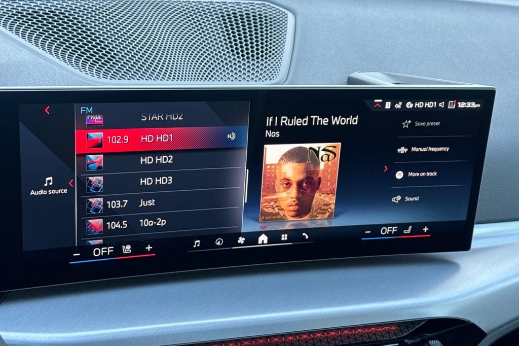 2026 BMW 4 Series M440i - Photo 15