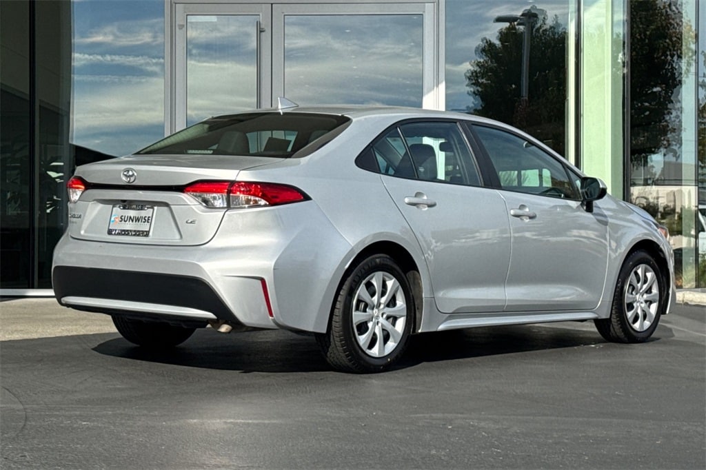Used 2022 Toyota Corolla LE Sedan