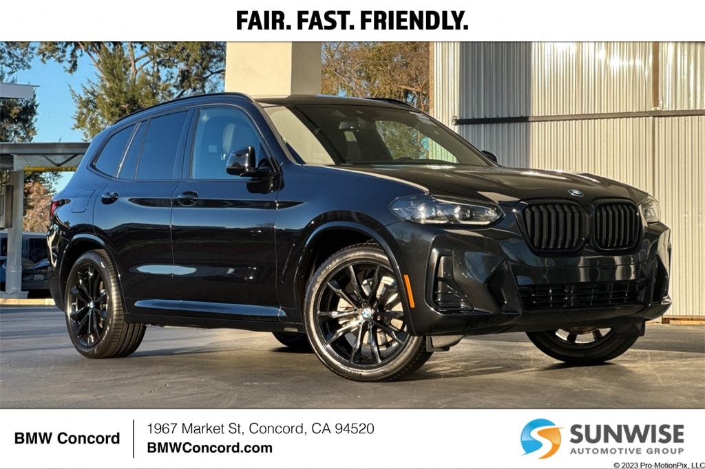 2023 BMW X3 30i's photo