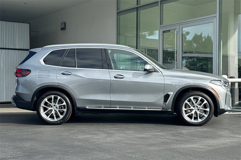 2024 Bmw X5 xDrive40i photo 3