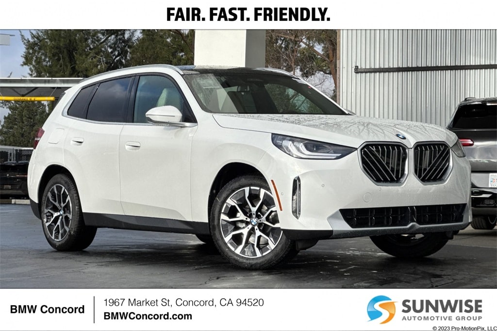 2026 BMW X3 30's photo