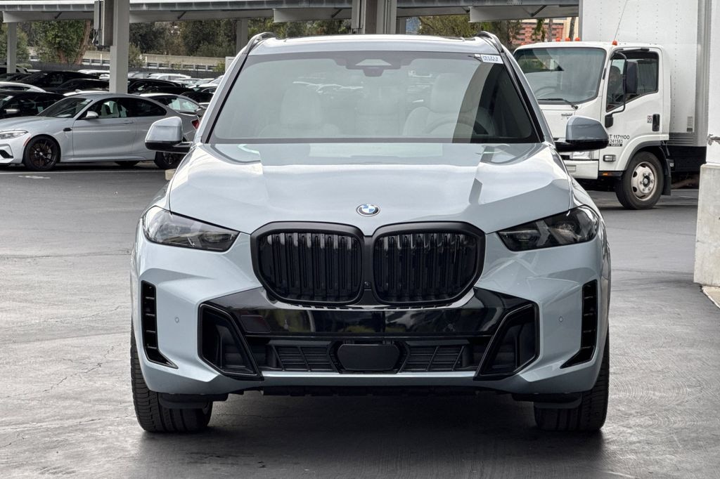 New 2026 BMW X5 xDrive40i SUV