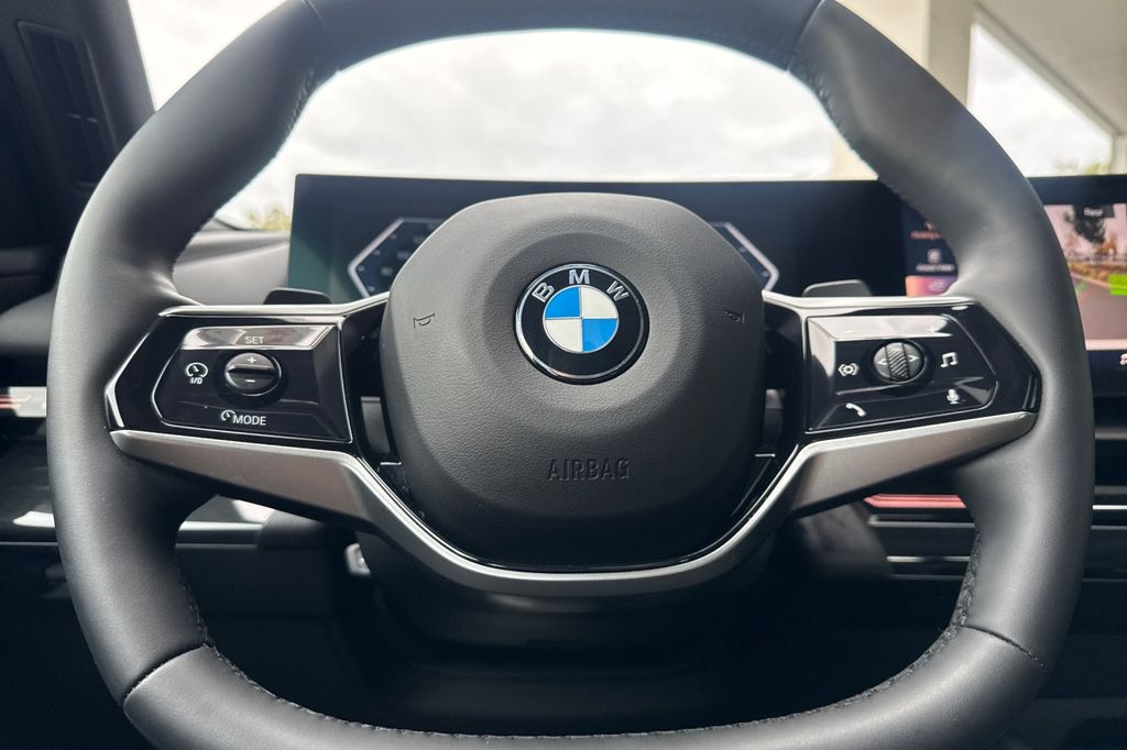 2025 BMW 5 Series 530i - Photo 27