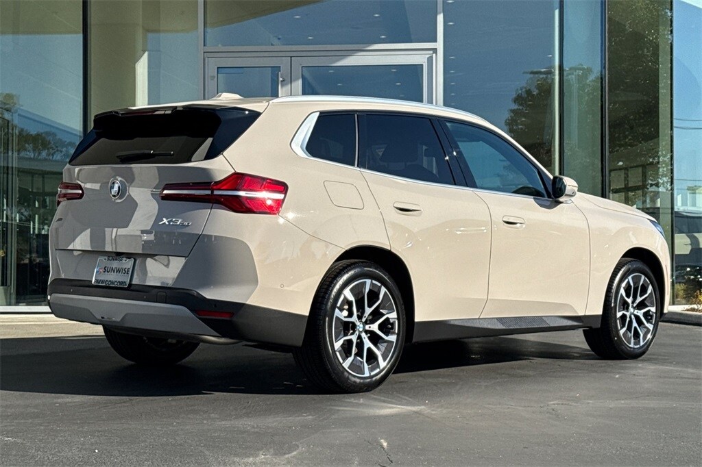 2025 Bmw X3 30x Drive photo 2