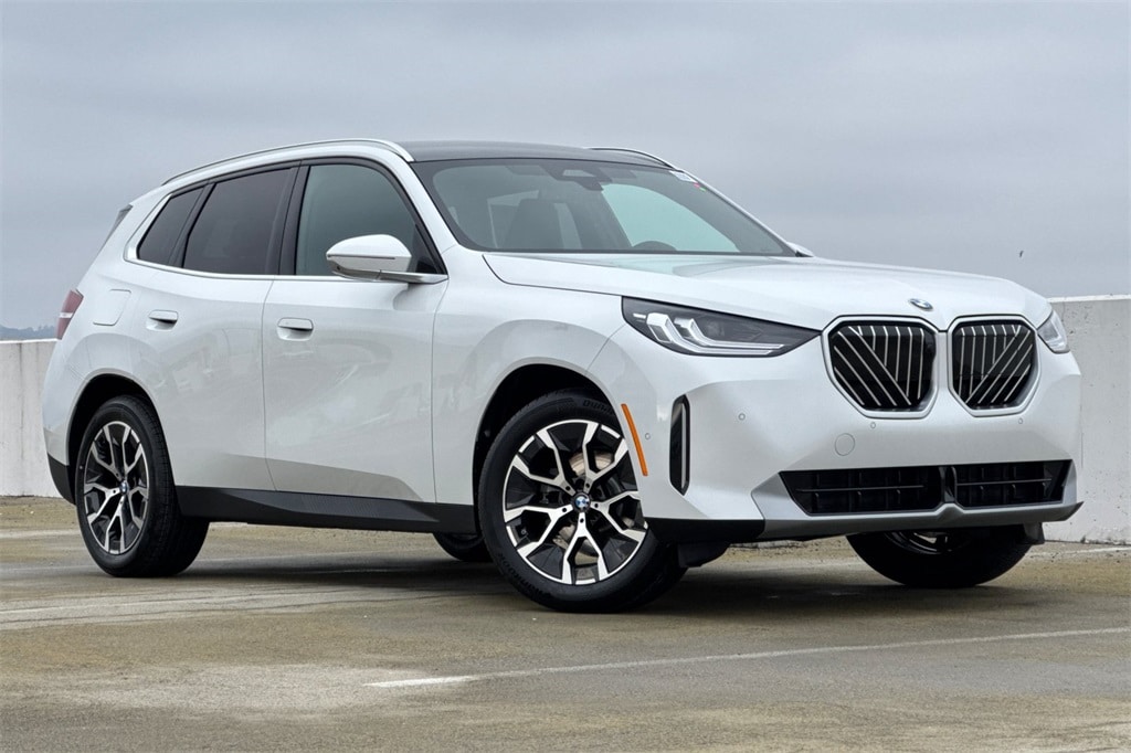 New 2026 BMW X3 30 xDrive SUV