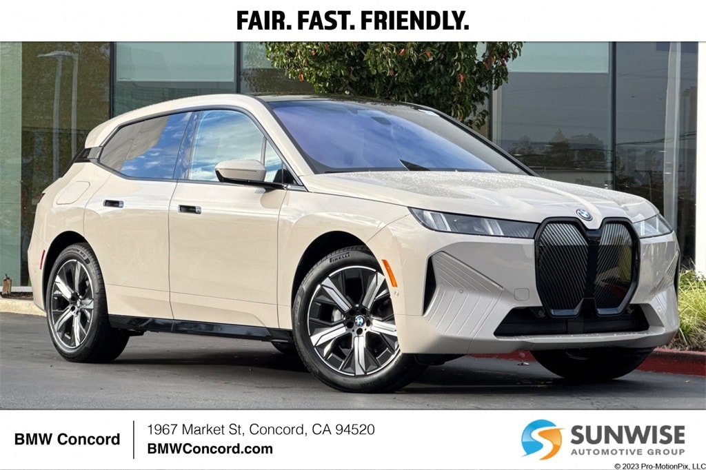 2026 BMW iX 45's photo