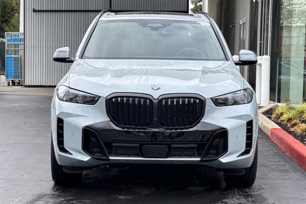 2026 Bmw X5 xDrive40i photo 2