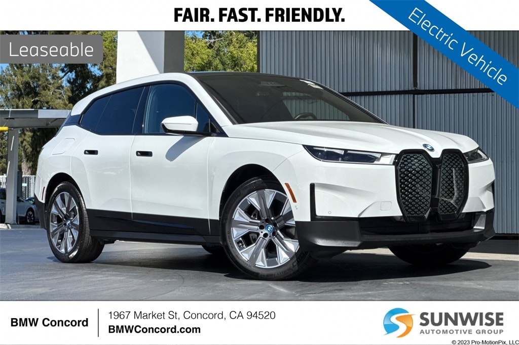 2025 BMW iX xDrive50