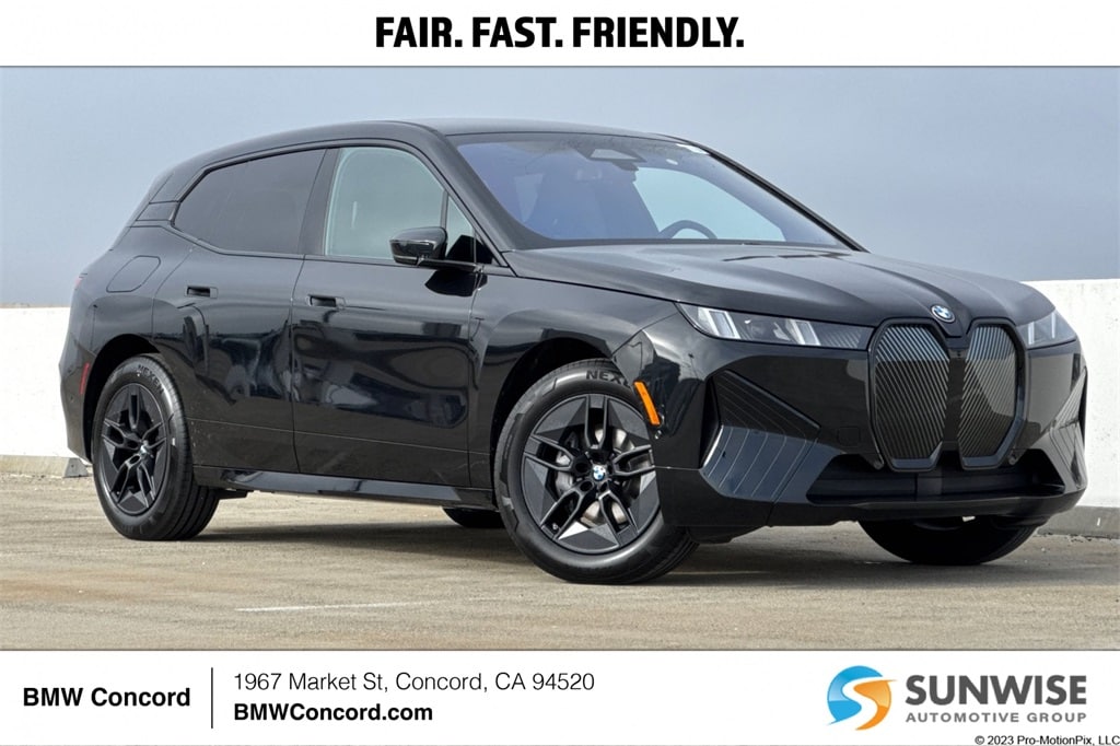 2026 BMW iX 45's photo