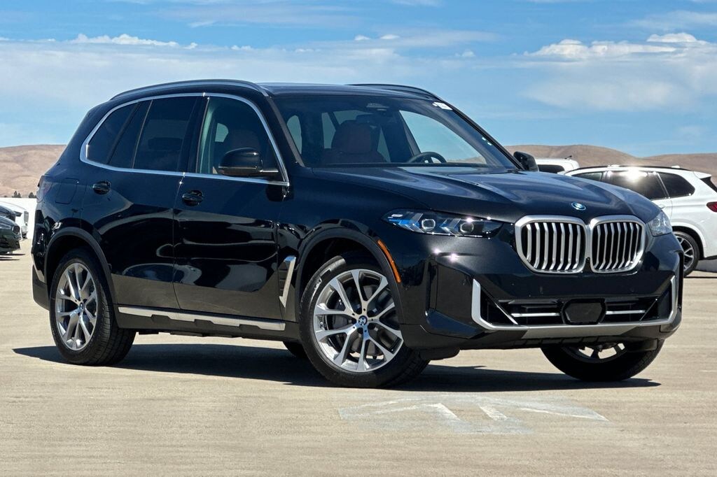 New 2026 BMW X5 PHEV xDrive50e SUV