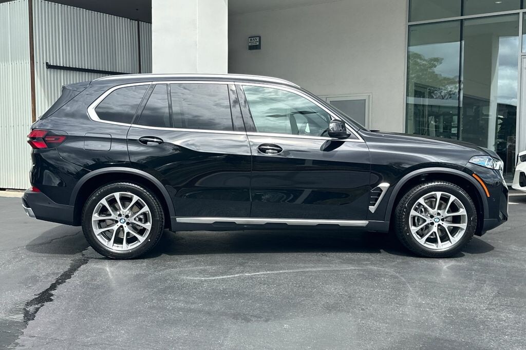 New 2026 BMW X5 xDrive40i SUV