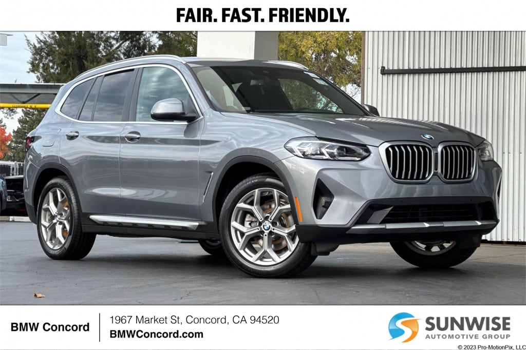 2023 BMW X3 30i's photo