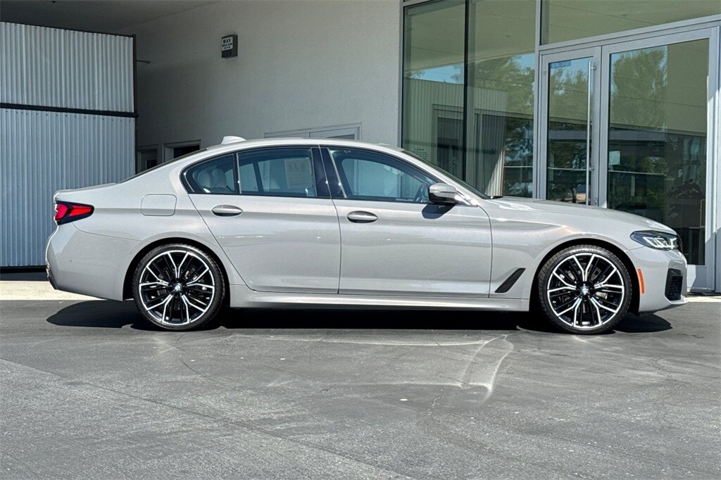 2022 Bmw 540i photo 3