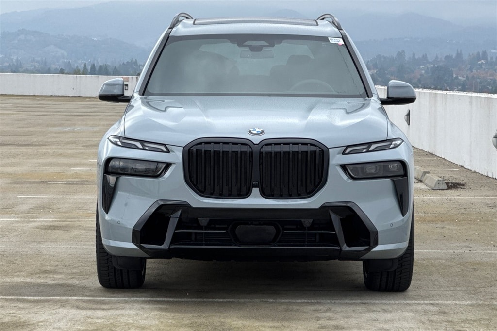 New 2026 BMW X7 xDrive40i SUV