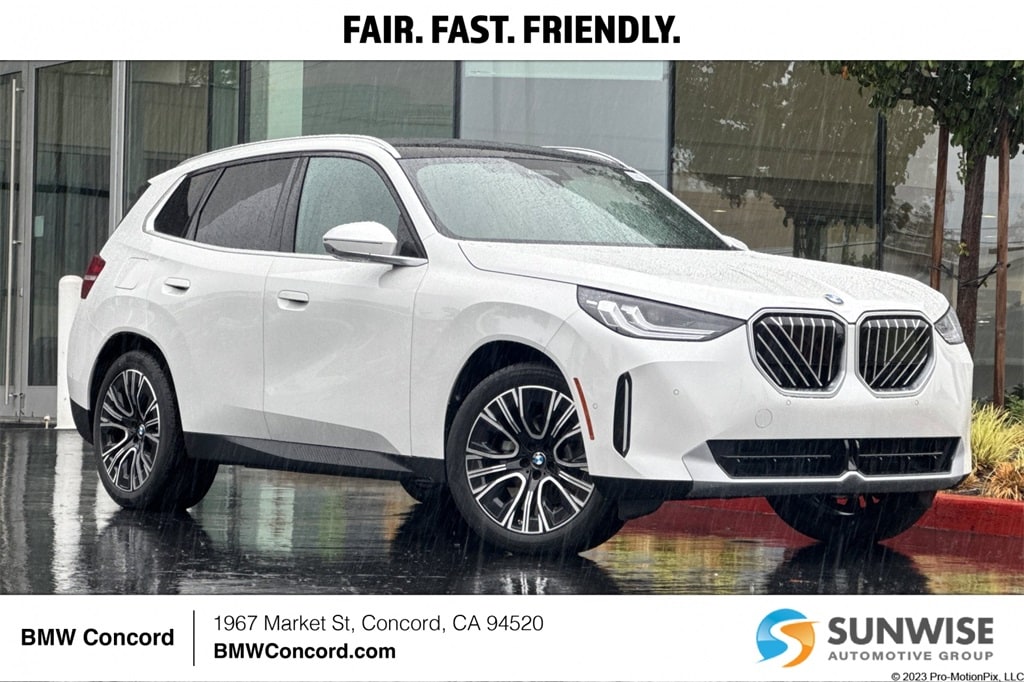 2026 BMW X3 30's photo