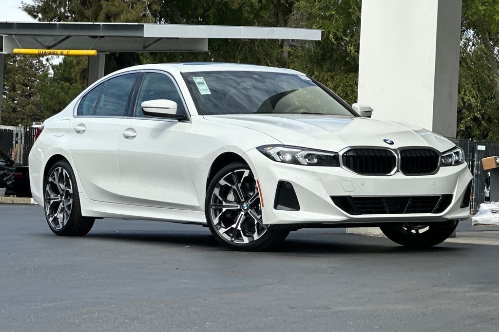 New 2026 BMW 330i Sedan