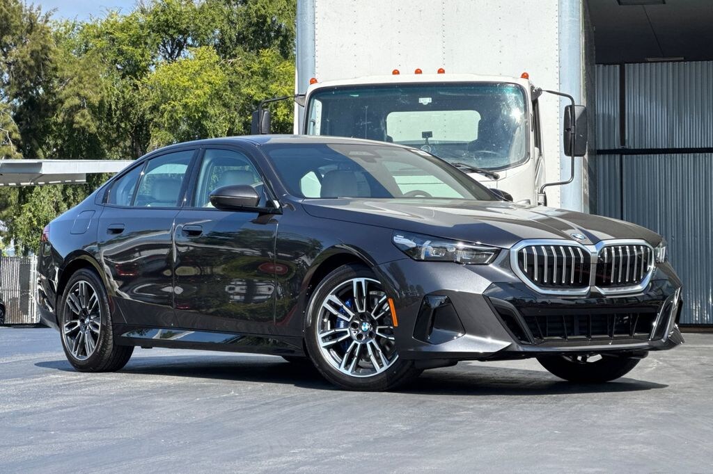 New 2027 BMW 530i 530i Sedan